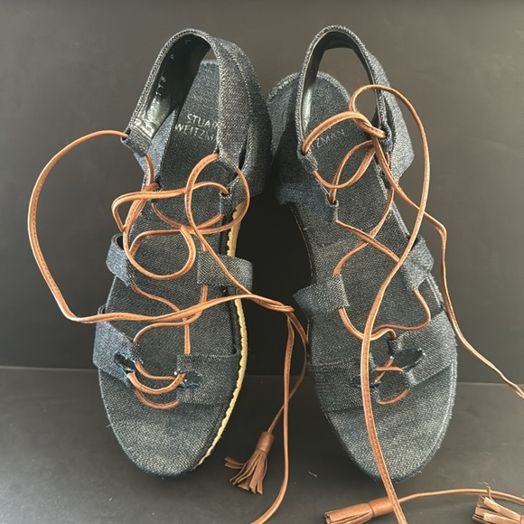 Stuart Weitzman Romanesque Lace-Up Platform Sandal 9 - Picture 15 of 16